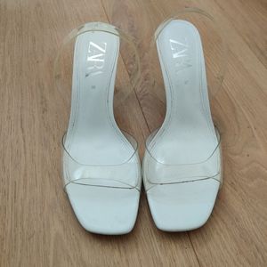 2.75" white perspex heels